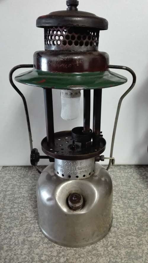 coleman 249E lantern
