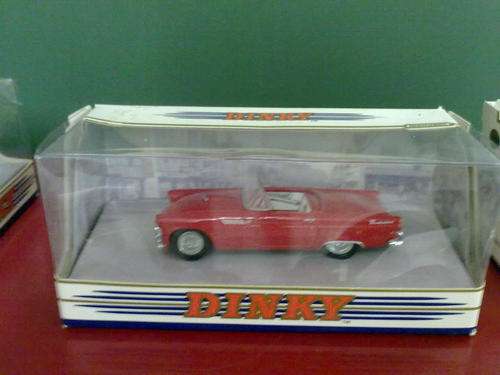 Matchbox Dinky - DY31B - 1955 Ford Thunderbird