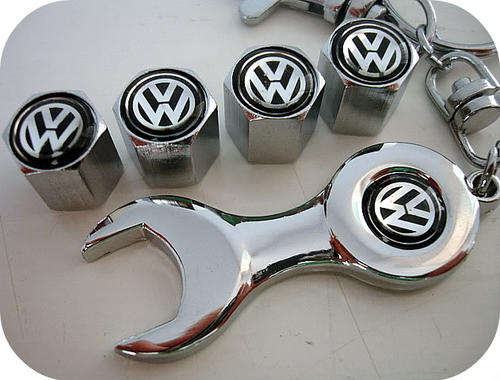 VW VALVE CAPS WITH KEYCHAIN