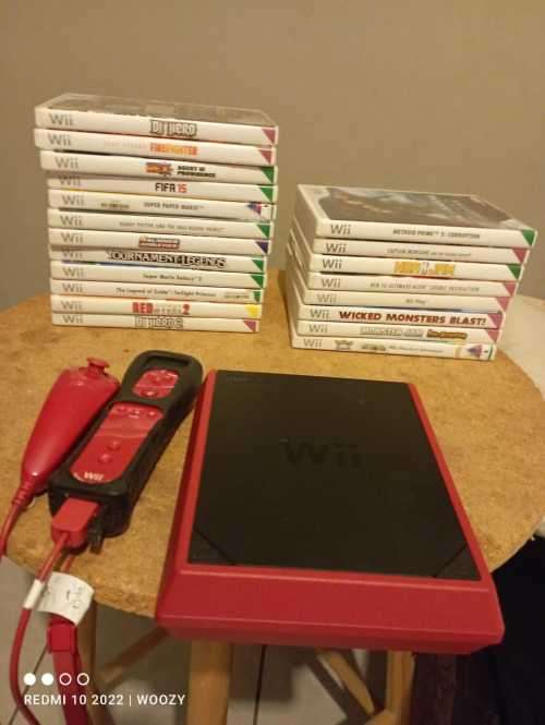 Nintendo Wii Mini - Big Bundle
