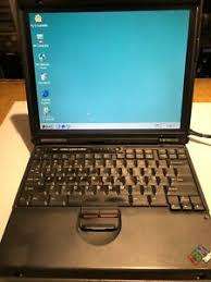 IBM Thinkpad T20 T2647 for spares - (NB: 15 Years old) - Boots up - incl charger & case
