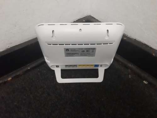 VODACOME*** WIFI ROUTER** WITH ADSL/DSL** AND USB X2** MODEL HG659