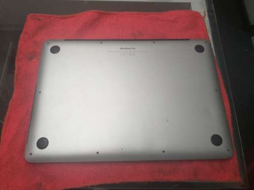 Macbook Pro Retina** A1502 **2015 BROKEN SCREEN **NO SSD** NO CHARGER*** OTHERS WORKING FINE