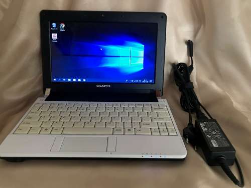 GIGABYTE NETBOOK - MODEL M1022