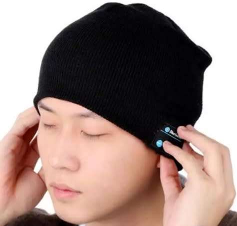 BLACK BLUETOOTH BEANIE HEADSET  LOCAL STOCK!!!!!!