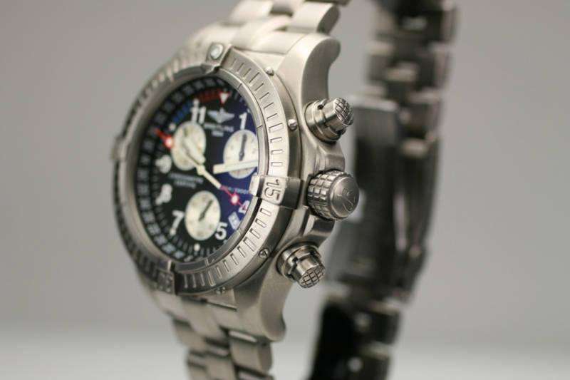 NEW Breitling Chrono Avenger M1 CRAZY R1 SALE ***R61900***