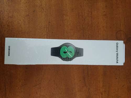 Samsung Galaxy Watch 4 40mm Black New