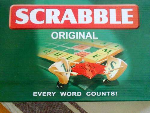 SCRABBLE BOARD GAME