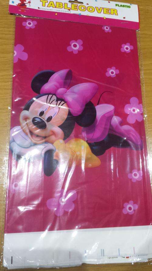 Minnie mouse party table cover