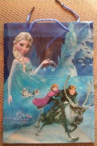 Frozen party gift bags/ goodies bag- 18cm by 24cm-Plastic