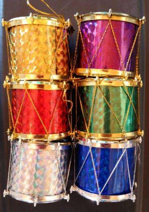 Drum christmas ornament- 6 per pack-WAS R30 NOW R20