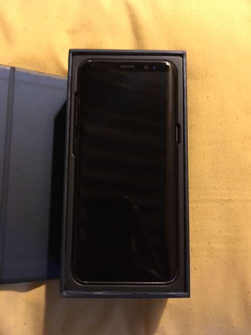 Samsung S8 Plus + Accessories