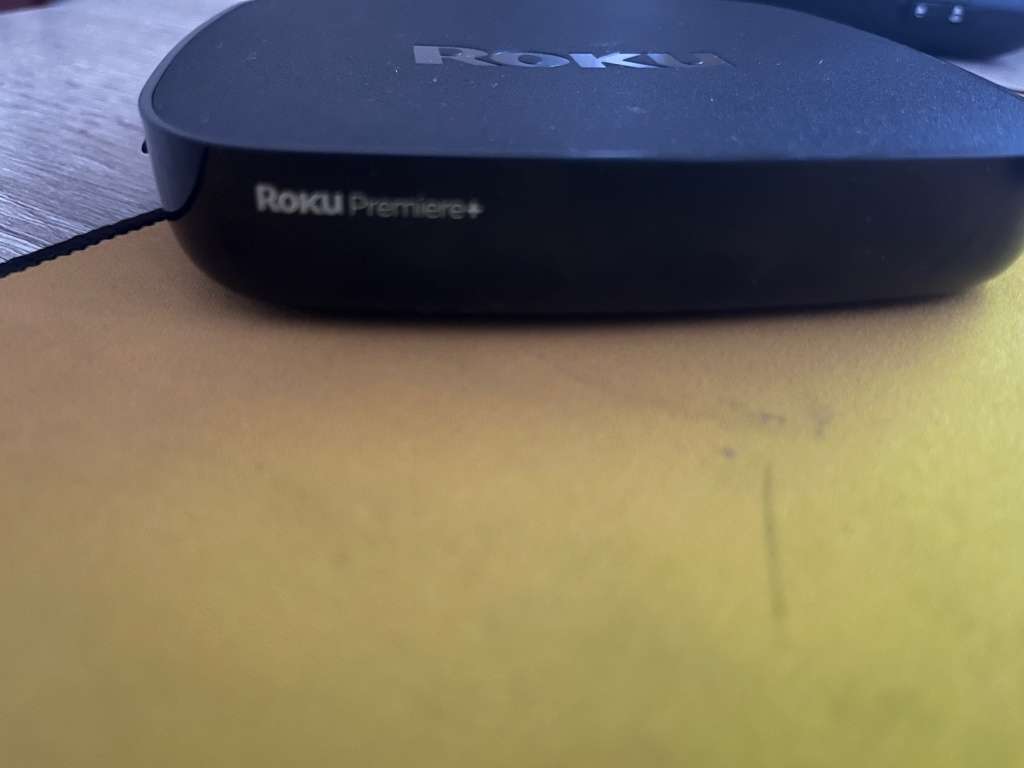 ROKU PREMIERE+ 4K HD STREAMING TV BOX WITH REMOTE+HDMI CABLE**