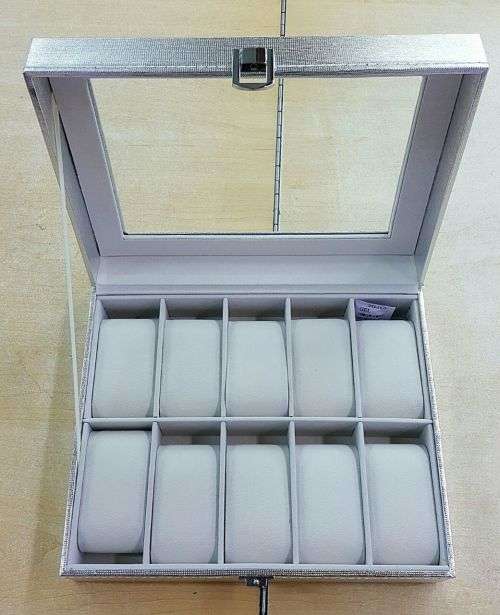 WATCH BOX / DISPLAY / CASE / STORAGE *10 SLOT/ BLOCK/ DIVISION* BRIGHT SILVER TEXTILE PU LEATHER