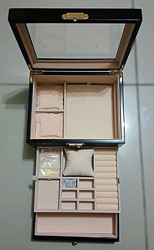 JEWELRY BOX/ CASE *REAL SOLID WOOD* JET BLACK