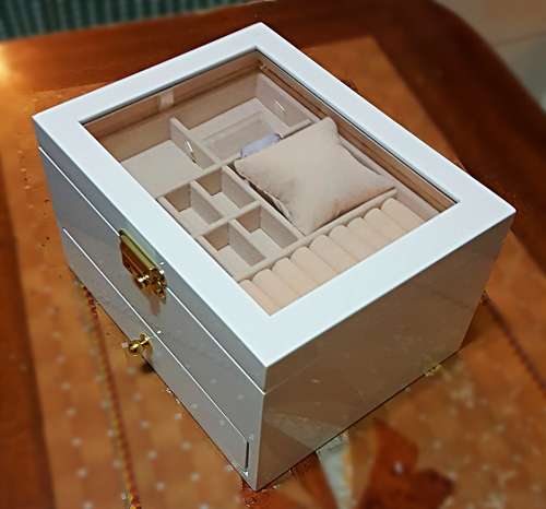 JEWELRY BOX/ CASE *REAL SOLID WOOD* ARCTIC WHITE