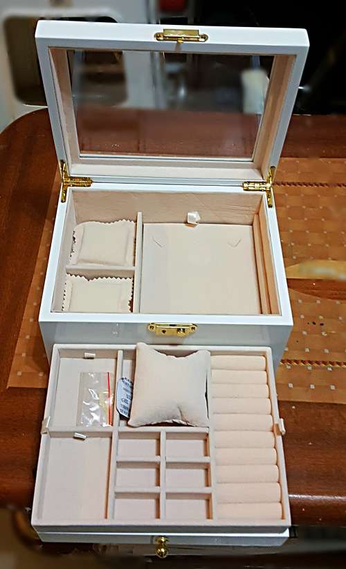 JEWELRY BOX/ CASE *REAL SOLID WOOD* ARCTIC WHITE