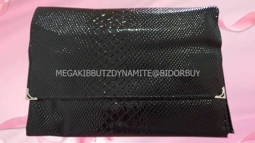 PROFESSIONAL MAKE-UP BRUSH SET WITH CROCODILE PU LEATHER STORAGE ORGANIZING POUCH 24 PIECE SET