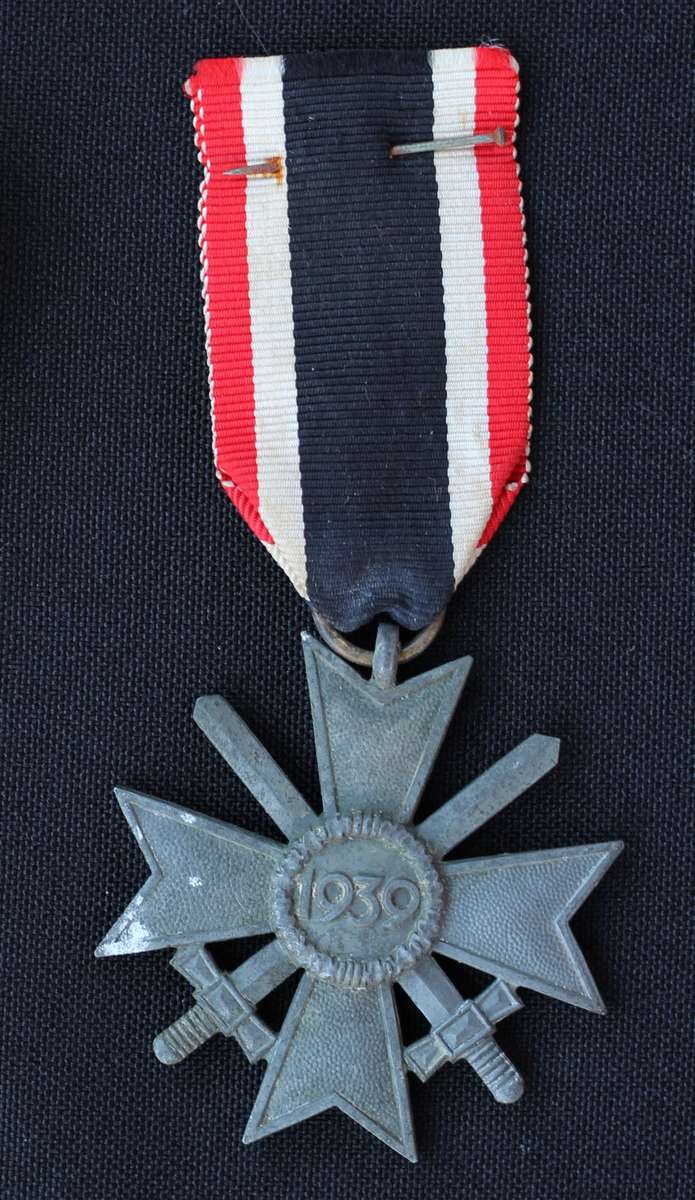 GERMAN WAR MERIT CROSS 2ND CLASS (ZINC)  EF