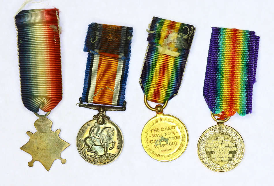 Four Miniatures : 1914-15 Trio plus Rare Bilingual AVM EF