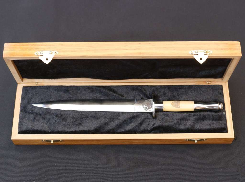 Limited Edition 32 Battalion Fairbairn-Sykes style dagger with giraffe bone handle No. 2/32