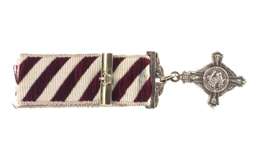 Miniature Air Force Cross with bar NEF