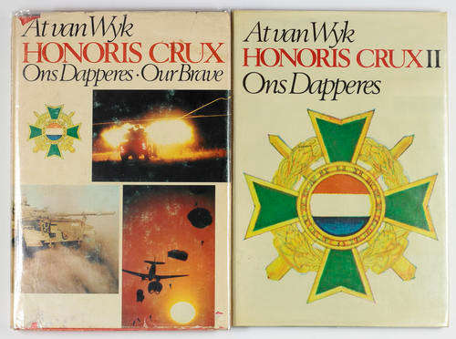 Honoris Crux Ons Dapperes Our Brave At van Wyk Volume I & II Very Good Book