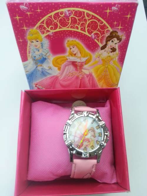 DISNEY PRINCESS CHARACTER WATCH
