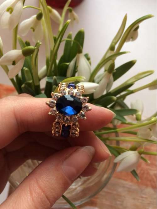 Sensational & Stunning Gold Plated Ring with Amazing Zirconia Accents - Size 7-8-9-10-11-12-13