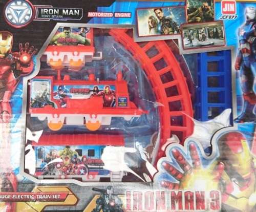 IRONMAN/AVENGERS/SPIDERMAN -TRAIN SET BATTERY OPERATED