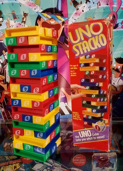 UNO STACKO - FAMILY GAME