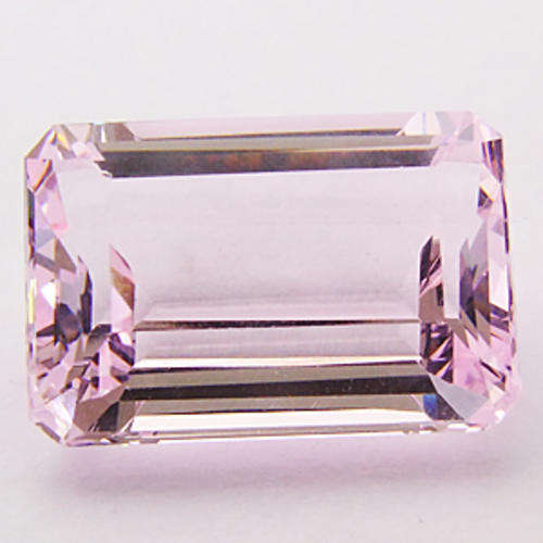 Glitters of Glamour Collection - 8.60 ct VVS PEACH PINK EMERALD CUT MORGANITE GEMSTONE