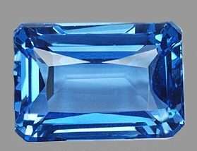 NATURAL SWISS BLUE TOPAZ 6 x 4mm EMERALD CUT VVS