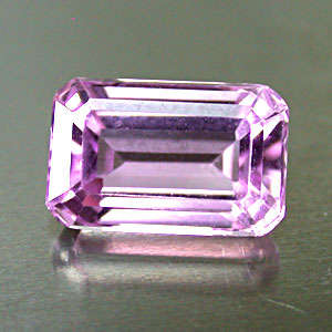 9.6 ct AAA TOP ADAMANTINE PASTEL PINK NATURAL KUNZITE GEMSTONE