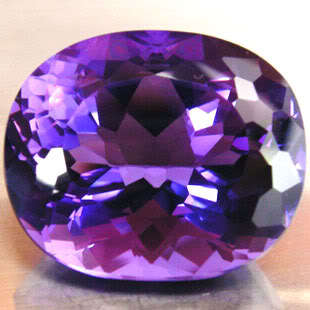 7.4 ct RAVISHING AAA LAVENDER AMETHYST GEM