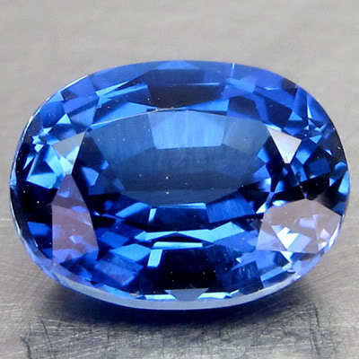 1.93 ct Fine Vibrant Blue Oval Faceted cut Natural Sapphire  Gemstone