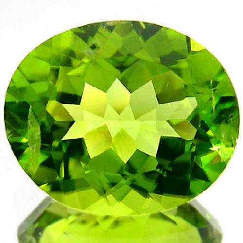 2.10 ct BEAUTIFUL APPLE GREEN OVAL CUT PERIDOT Gemstone