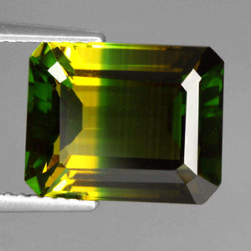 7.10 ct FLASHING GREEN-YELLOW QUARTZ EMERALD CUT Gemstone