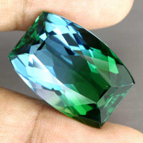 26.80 ct **AMAZING  BLUE & GREEN BARREL CUT QUARTZ  Gemstone