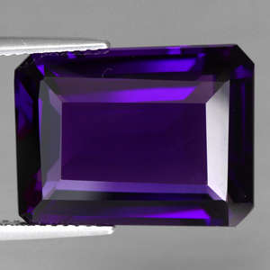 14.62 ct SPARKLING PURPLE EMERALD CUT AMETHYST AFRICA Gemstone