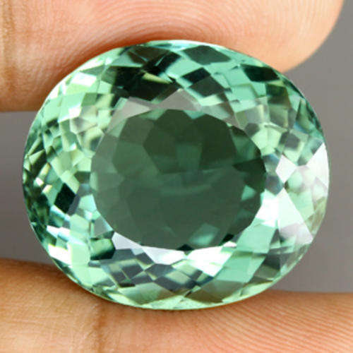 21.57 ct SPECTACULAR GREEN OVAL CUT AMETHYST AFRICA - Prasiolite Gemstone