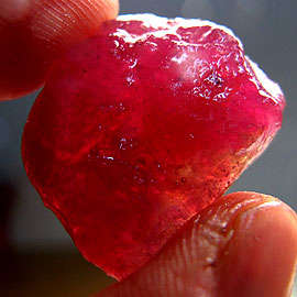 GIANT 60.60 ct ROUGH TOP BLOOD RED NATURAL RUBY AMAZING
