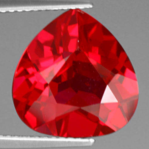 12.62 ct  ELEGANT TOP RASPBERRY RED HEART/PEAR CUT TOPAZ Gemstone