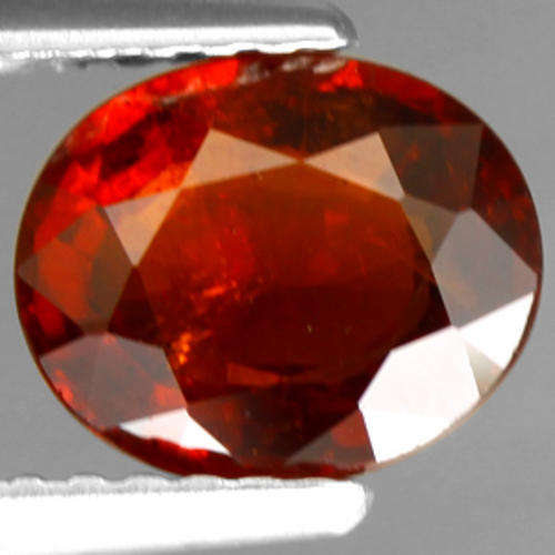 1.84 ct  - BEAUTIFUL ORANGE - RED OVAL CUT GARNET GEMSTONES MOZAMBIQUE