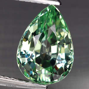 3.00 ct  PEAR CUT GREEN SAPPHIRE GEMSTONE