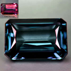 1.1 ct SPECTACULAR EMERALD  CUT  CROWN RUSSIAN ALEXANDRITE GEM