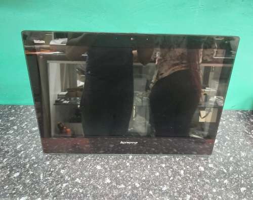 Lenovo Thinkcentre E93z All-in-one 24 INCH - Intel Core i7 4TH GEN  3.2 Ghz  8GB 1TB