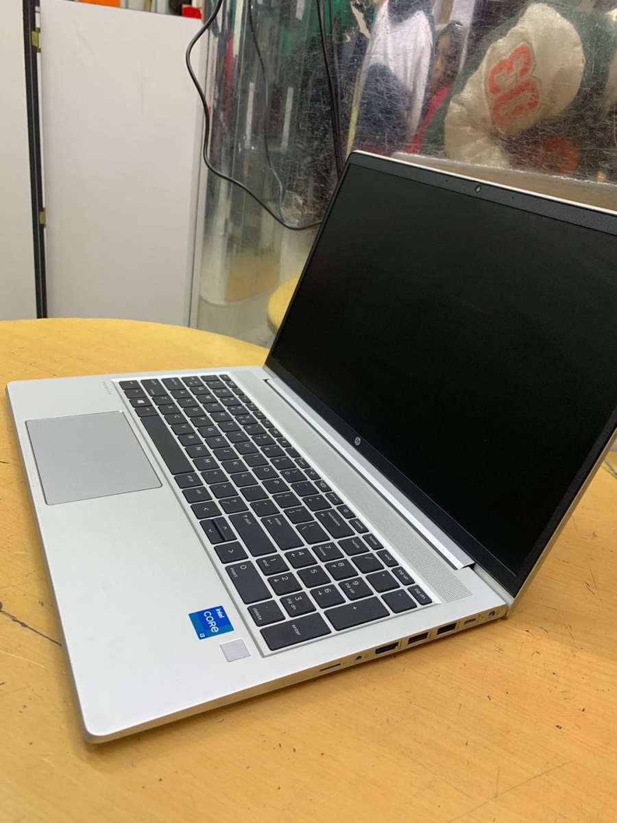HP Core i3 11th Gen 8GB 256GB SSD 15.6` FHD Notebook