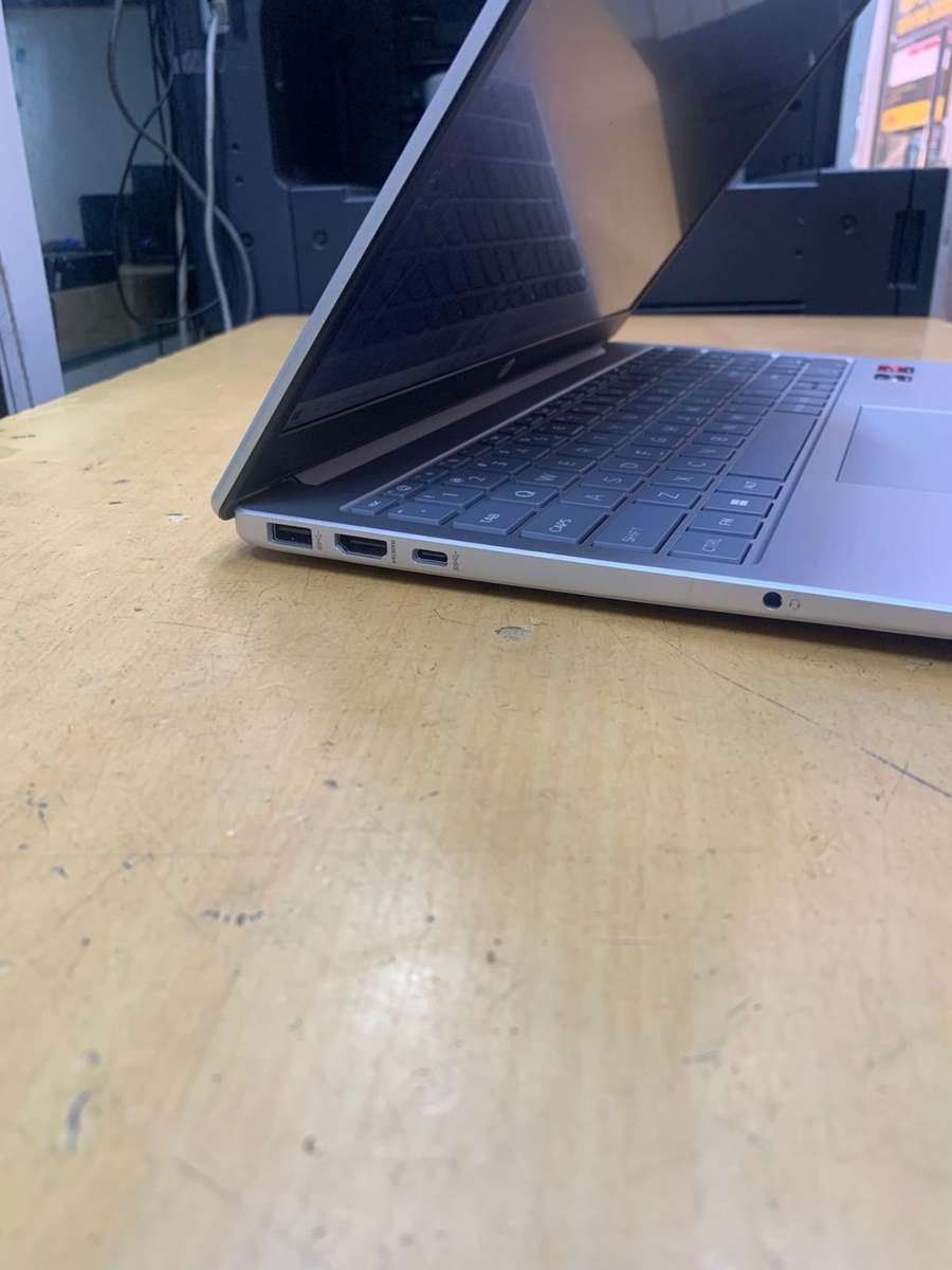 HP 15 AMD® Ryzen 7 7730U ,16GB RAM ,512GB SSD, 8Gb AMD Ryzen 7 Graphics