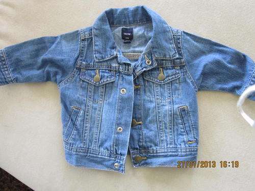Gorgeous baby Gap denim jacket age 3-6 months.Exc cond